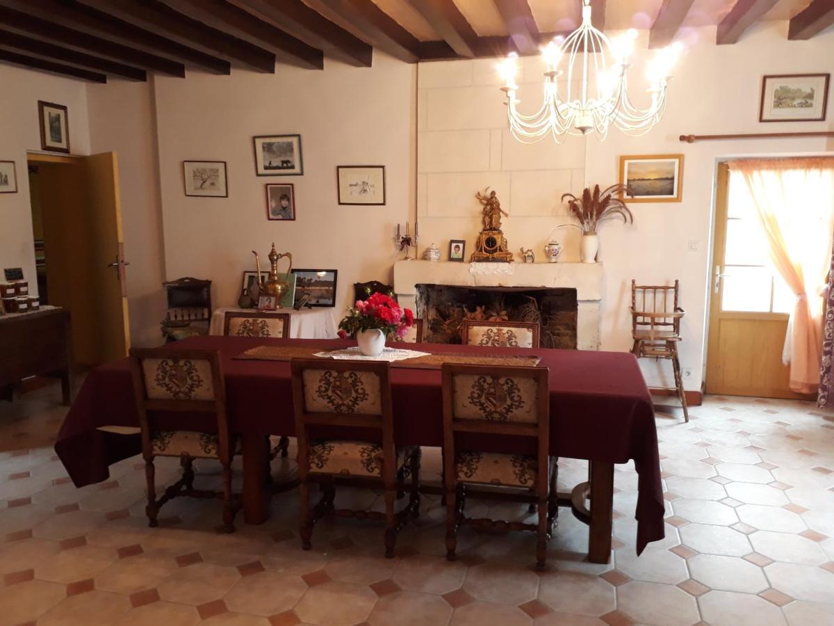 Bed and Breakfast La Levriere Nouans-les-Fontaines Екстер'єр фото